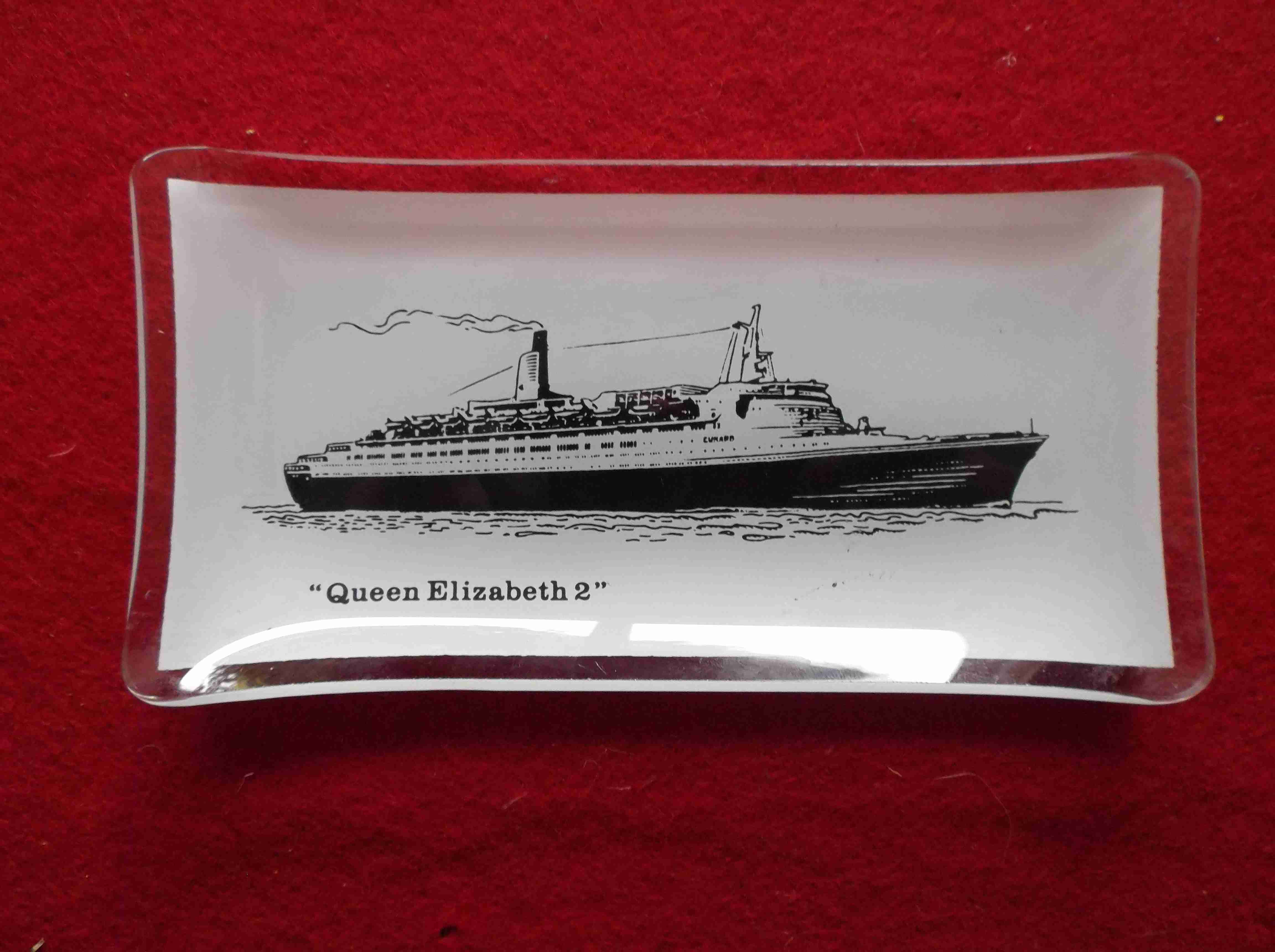 GLASS DISH SOUVENIR FROM THE CUNARD LINE VESSEL THE QE2